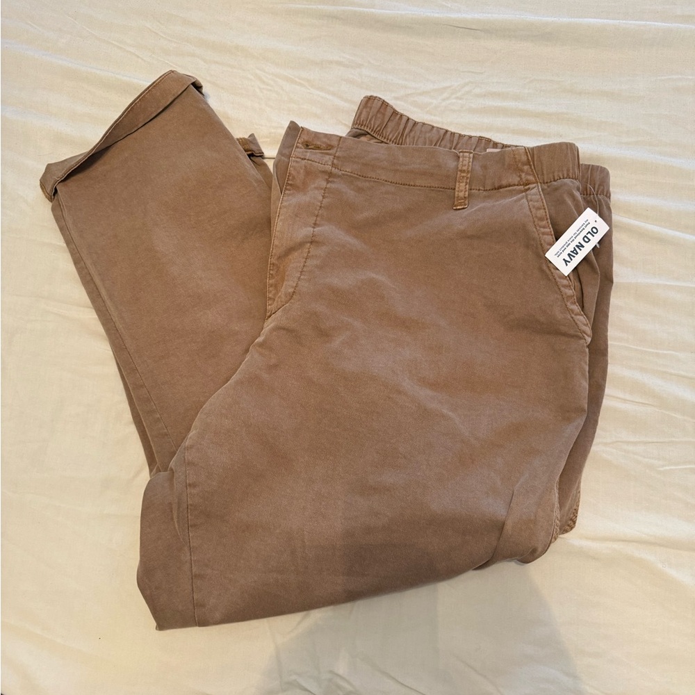 NWT Old Navy Khaki Chino Pants